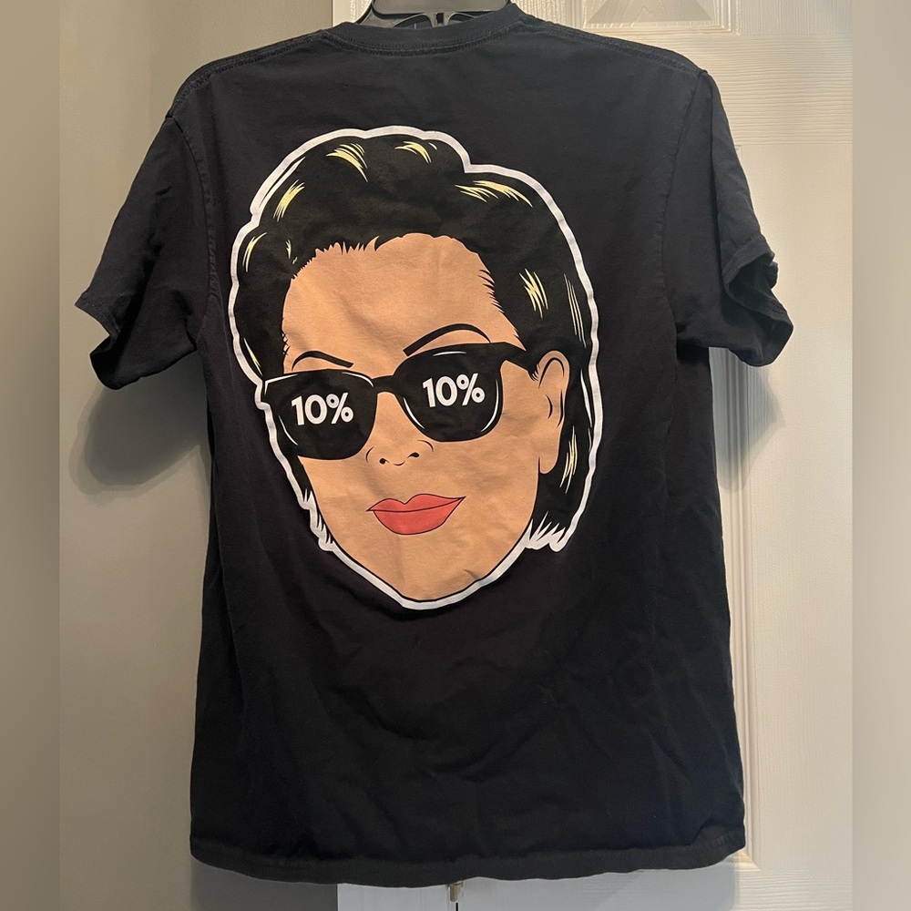 The Kylie Shop Kris Jenner t shirt